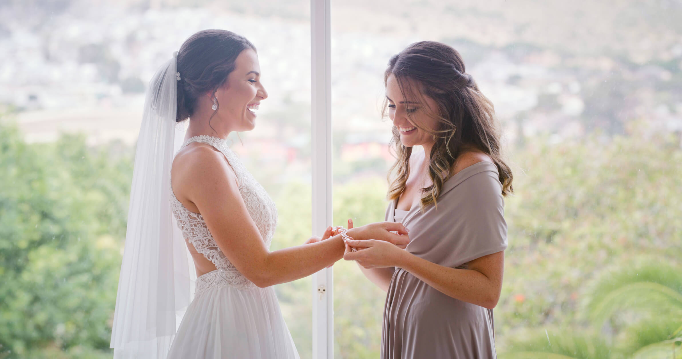 10-helpful-maid-of-honor-speech-ideas-and-toast-tips-wedding-spot-blog